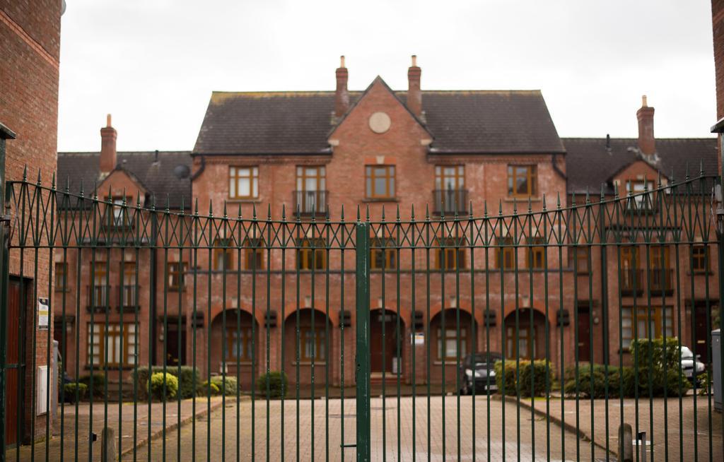 Big Fish Homes - The Cloisters Belfast Zewnętrze zdjęcie